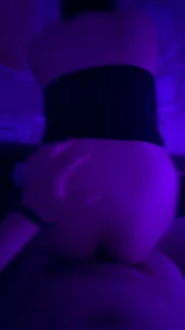 黑丝D奶少妇泻火