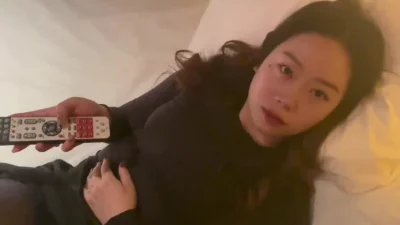 强推按在床上怒操全程高能【后续已上传下面简界】